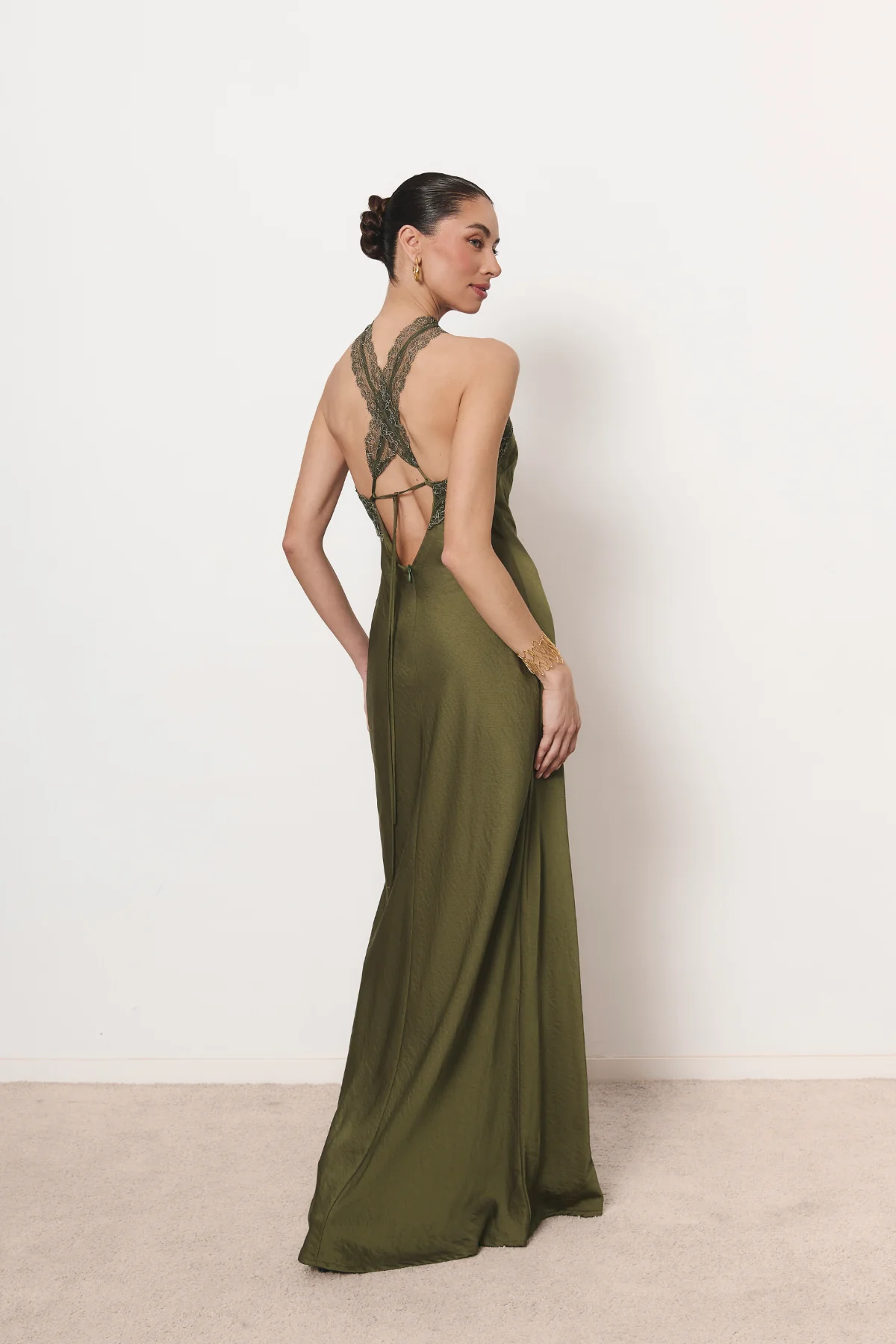 Vestido Luné verde caqui - Image 3