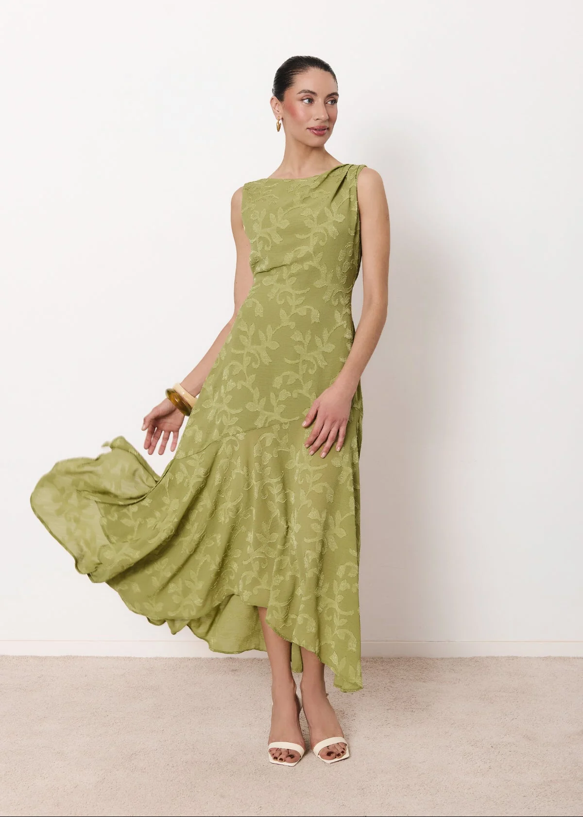 Vestido Paloma verde pistacho - Image 4