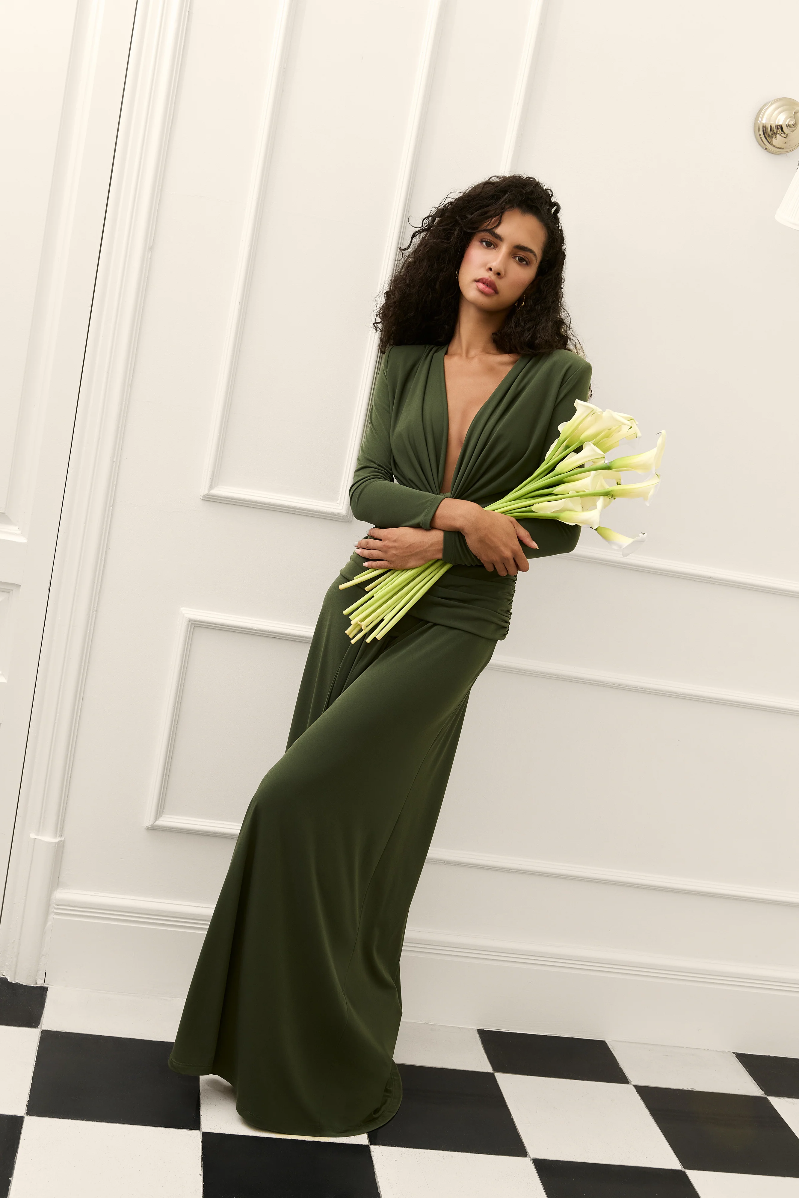 Vestido Rosalie verde caqui - Image 3